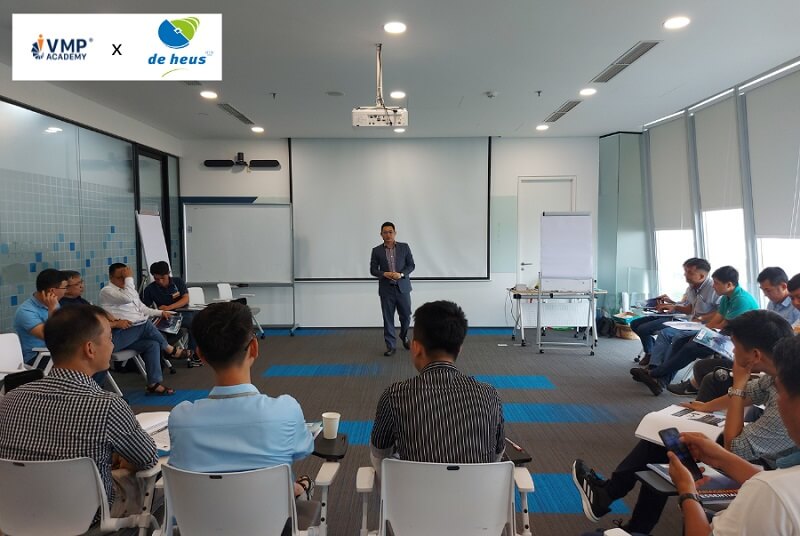 Nhóm 2: nhân viên có năng lực thấp nhưng động lực cao